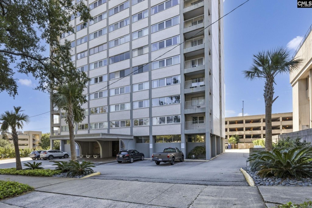 1520 Senate Street 49