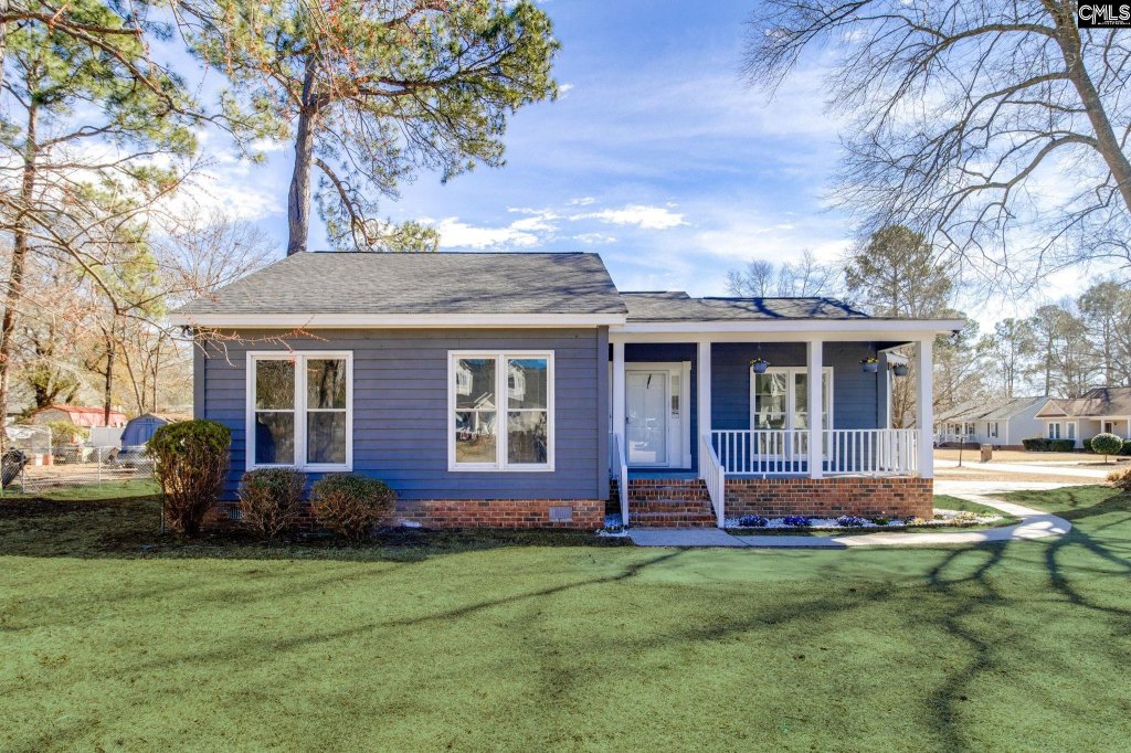 201 Pear Tree Circle