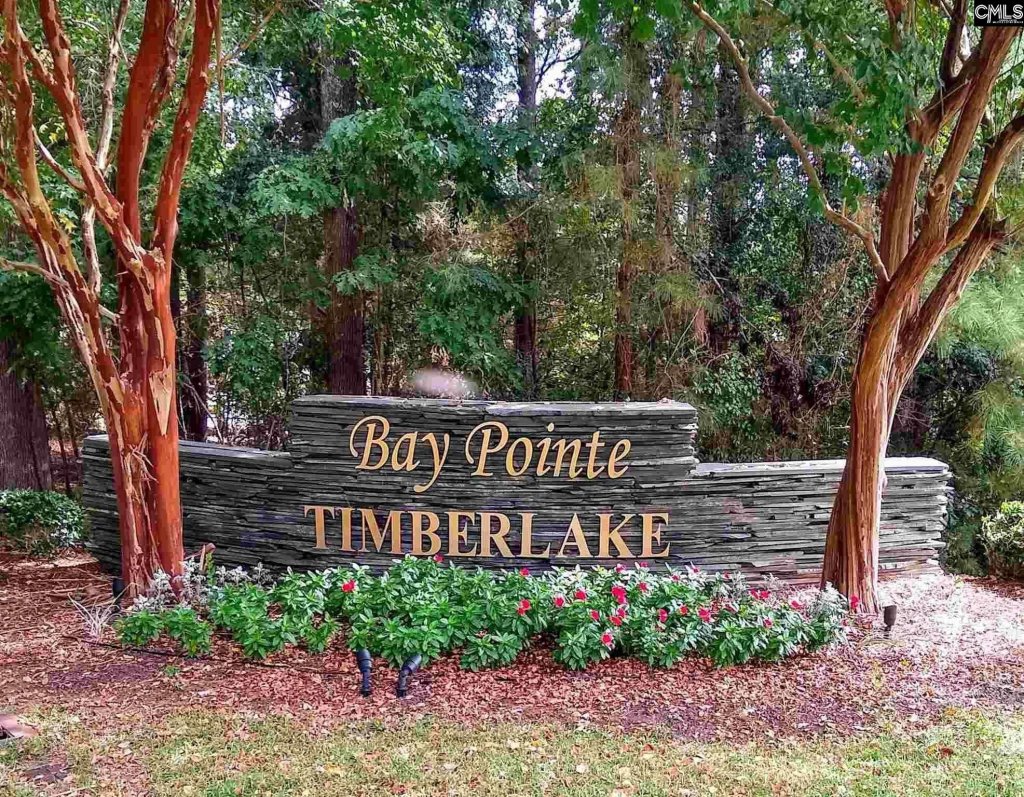 104 Bay Pointe Drive