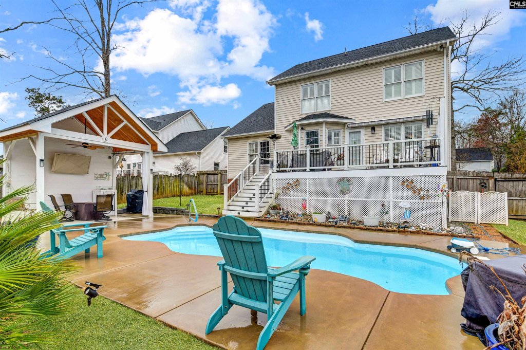 821 Mallard Lakes Drive