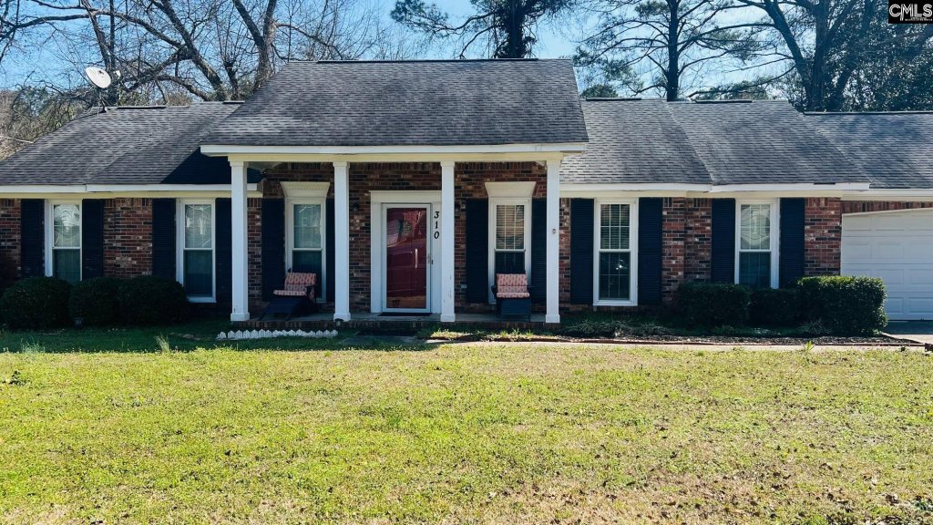 Hallmark, Columbia community