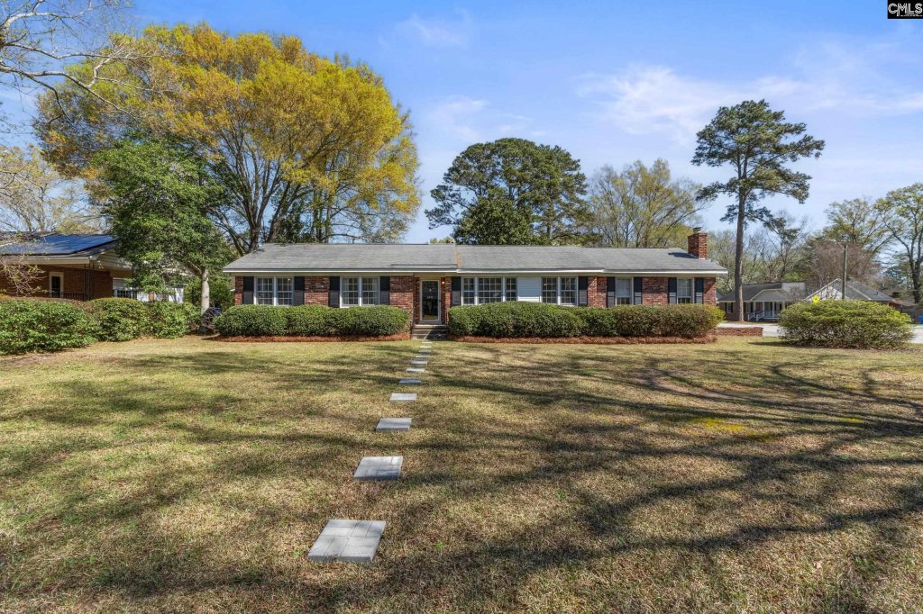 Olde Woodlands, Columbia community