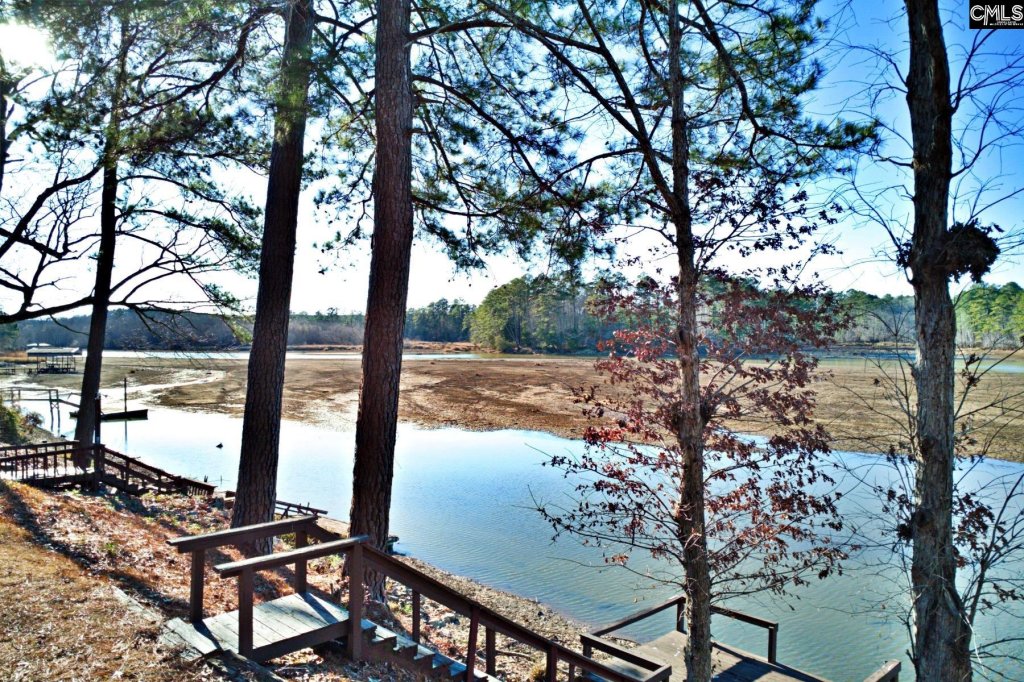 2081 Great North Rd