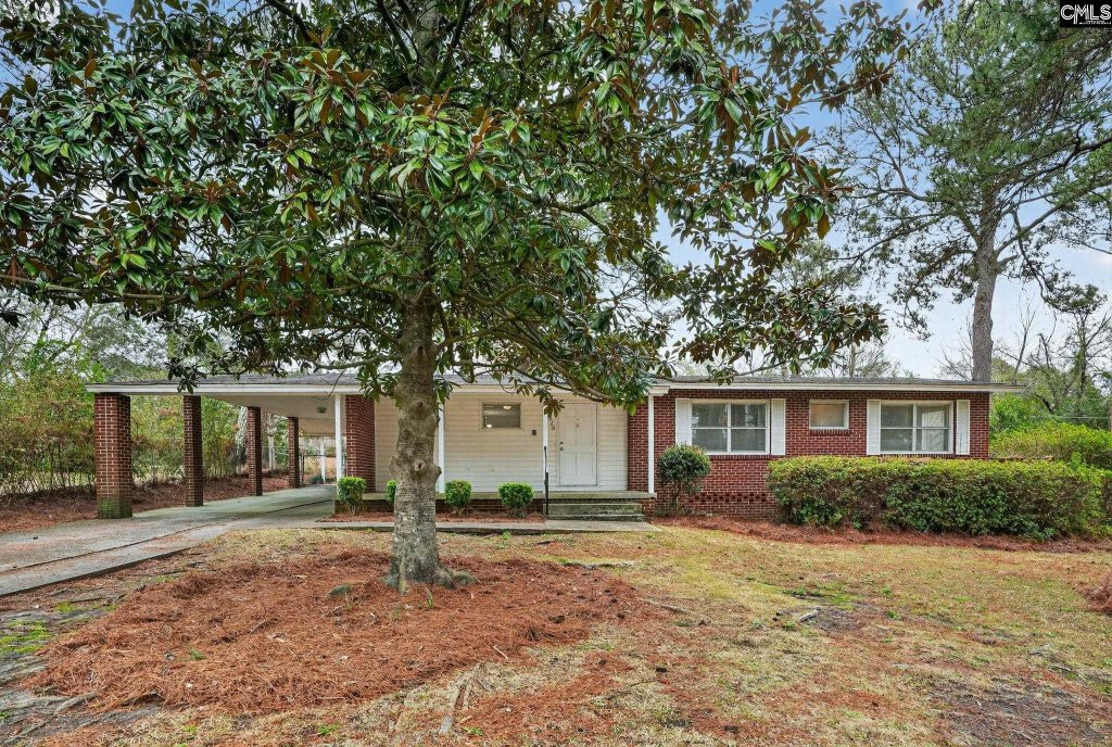 Woodland Terrace, Columbia community