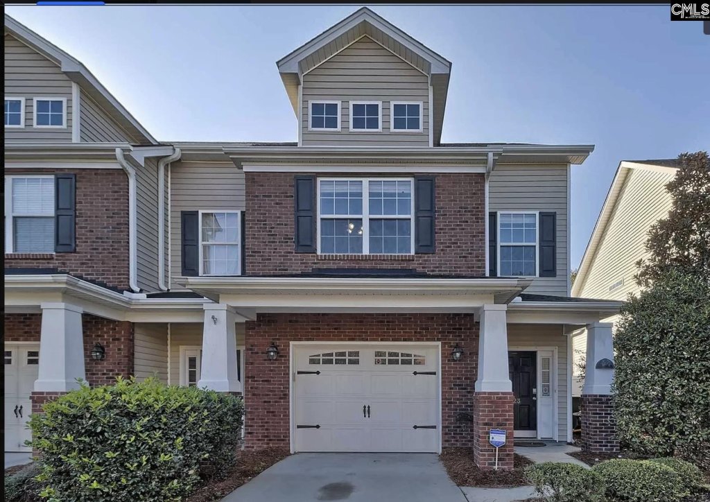 Pennington Square, Columbia community