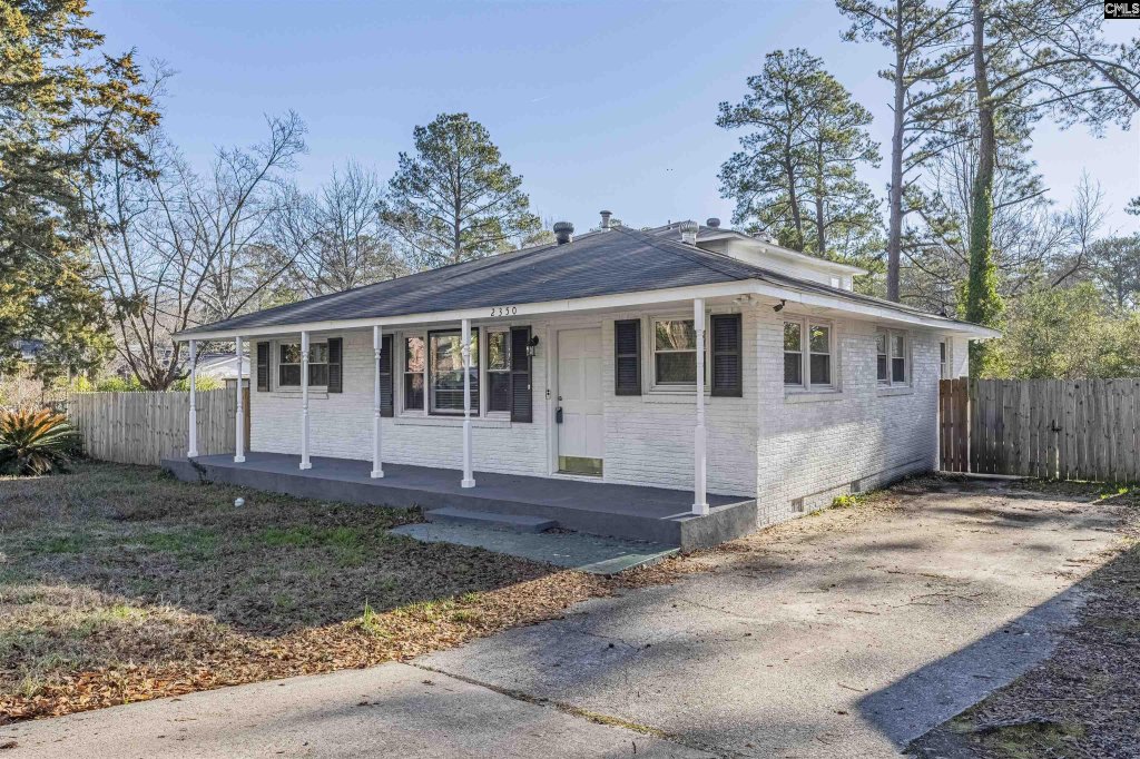 Rochelle Heights, Columbia community