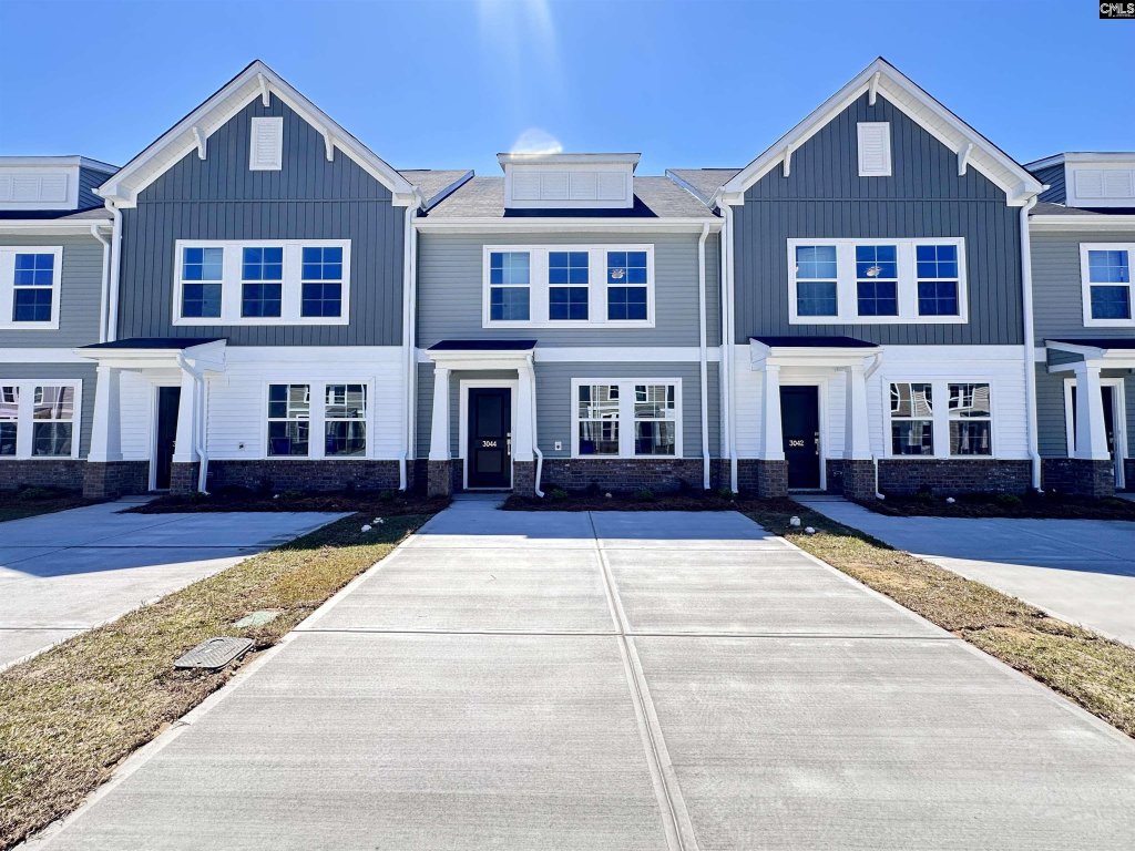 3044 Harborview Drive