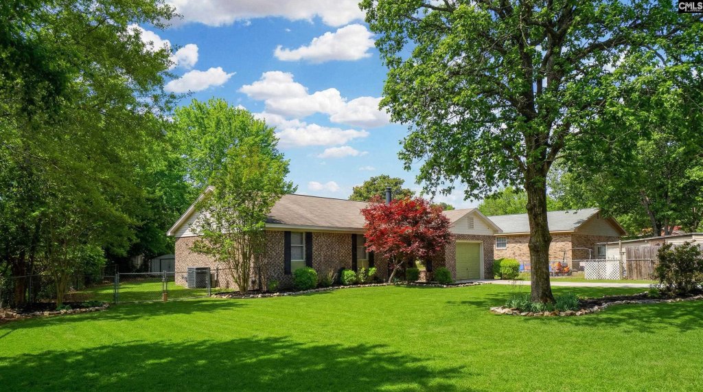 2743 American Avenue