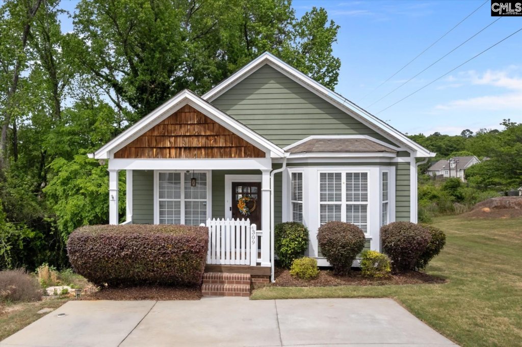 Canal Place, Columbia community