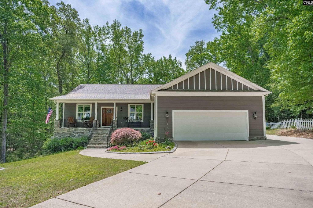 Silvercreek, Lexington community