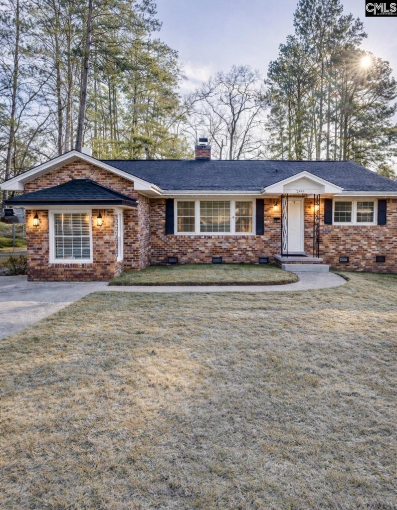 2532 Parkwood Drive