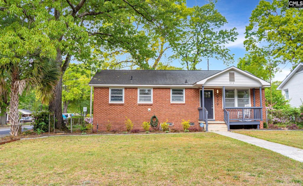 979 Airport Boulevard