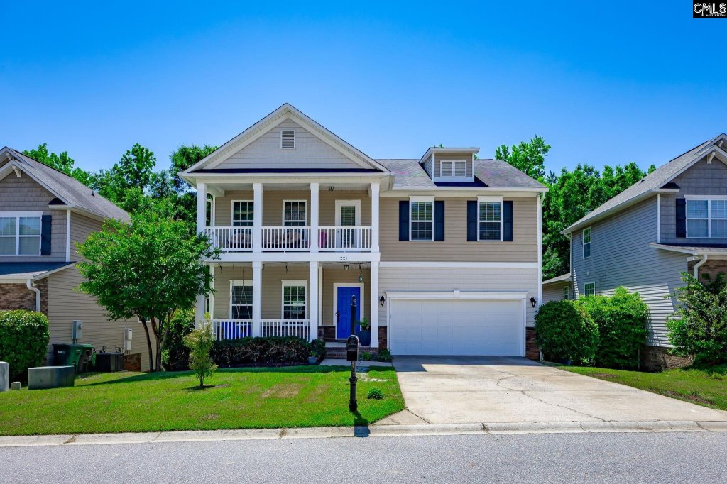 Wellesley, Lexington community