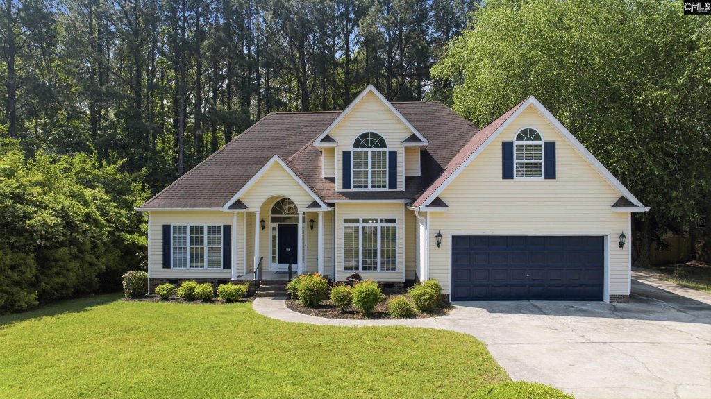 Plantation Hills, Chapin community