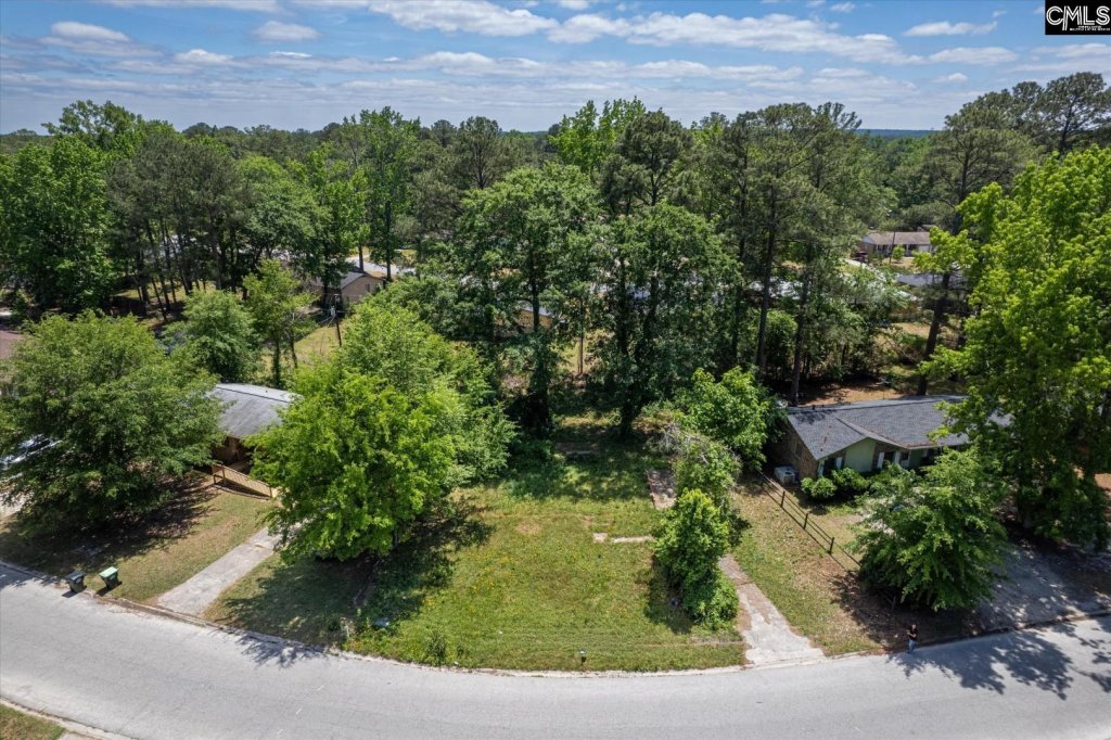 320 Creighton Drive