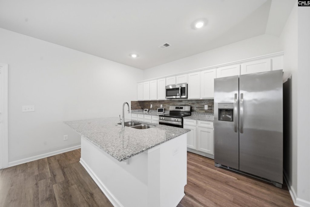 828 Yellow Swan Lane