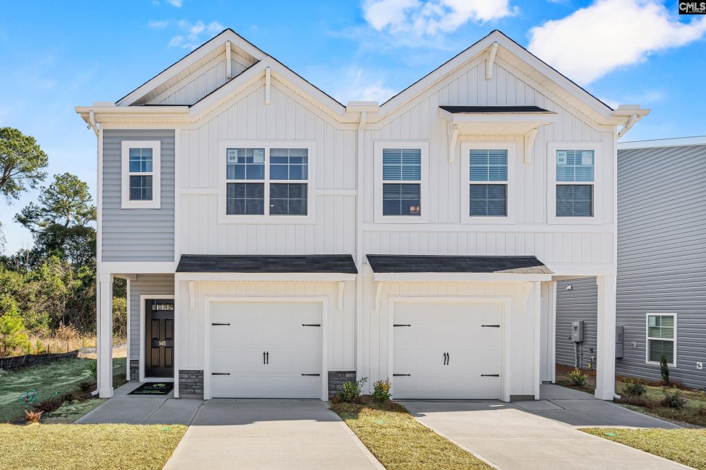 Faith Hill, West Columbia community