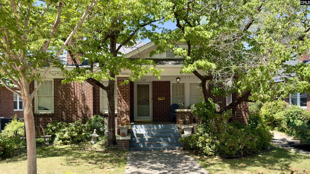 1105 Kinard Court