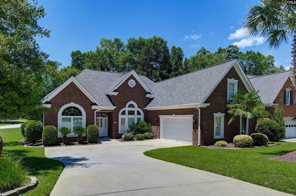 103 Lake Hilton Drive