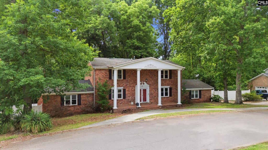 1517 N Woodstream Road