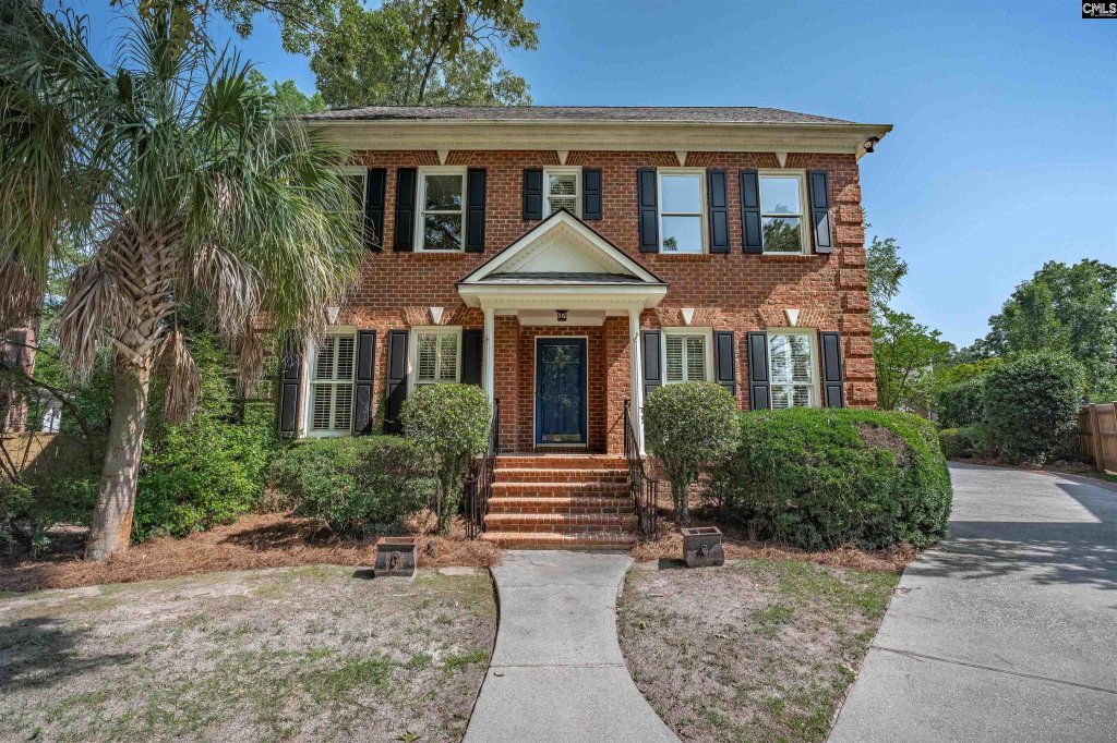 17 Old Woodlands Court
