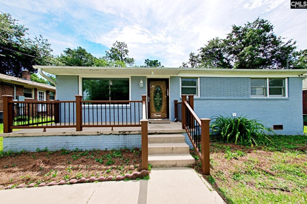 1430 Dahlia Rd