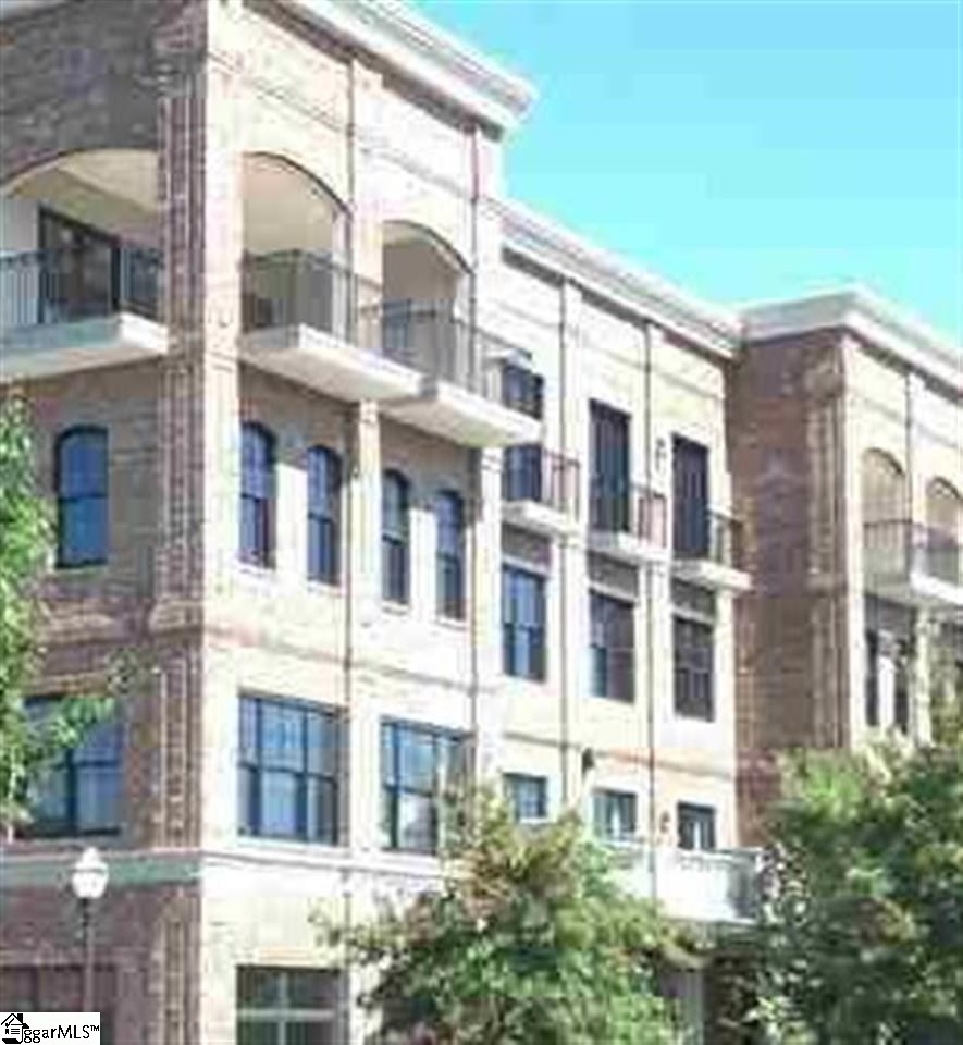 820 S Main Street #204