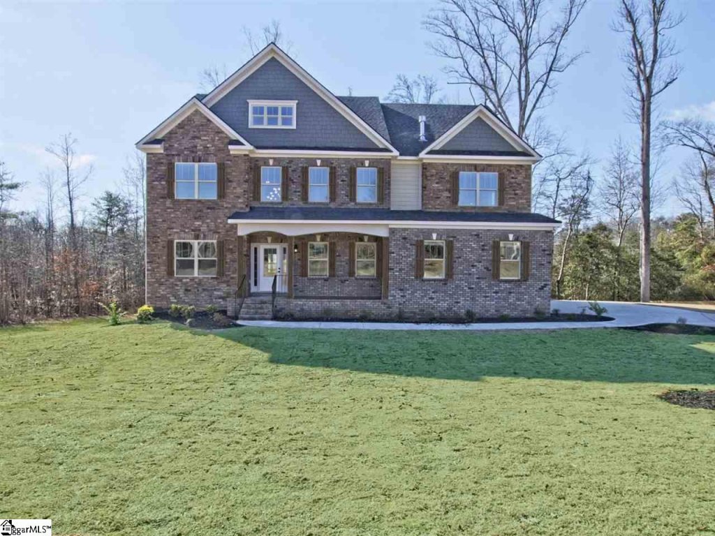 6 Alexander Manor Way