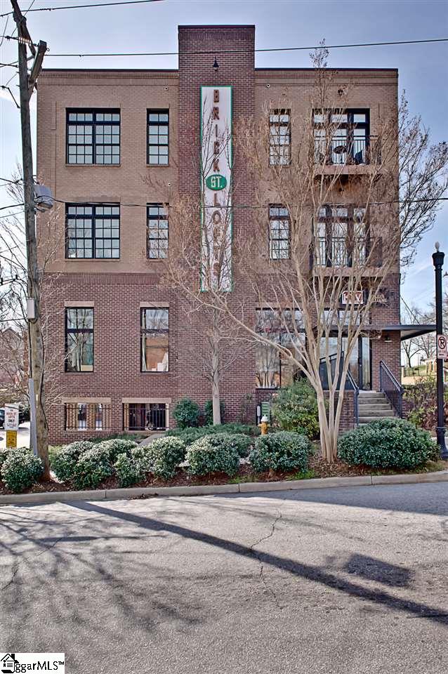 301 Augusta Street #202