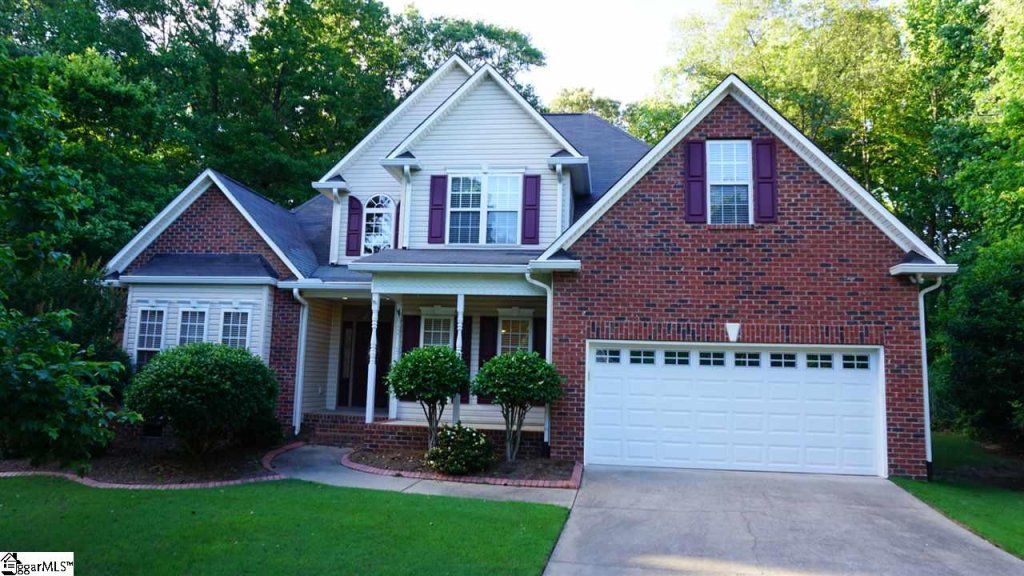 18 Oakmont Court