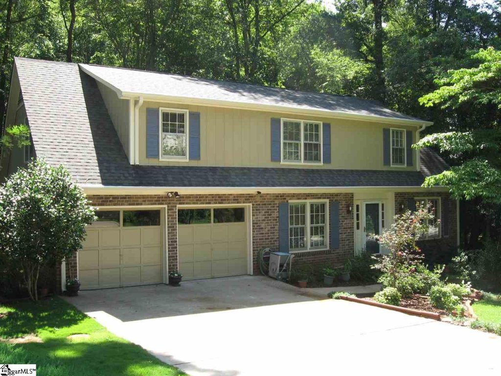 105 Cobblestone Road