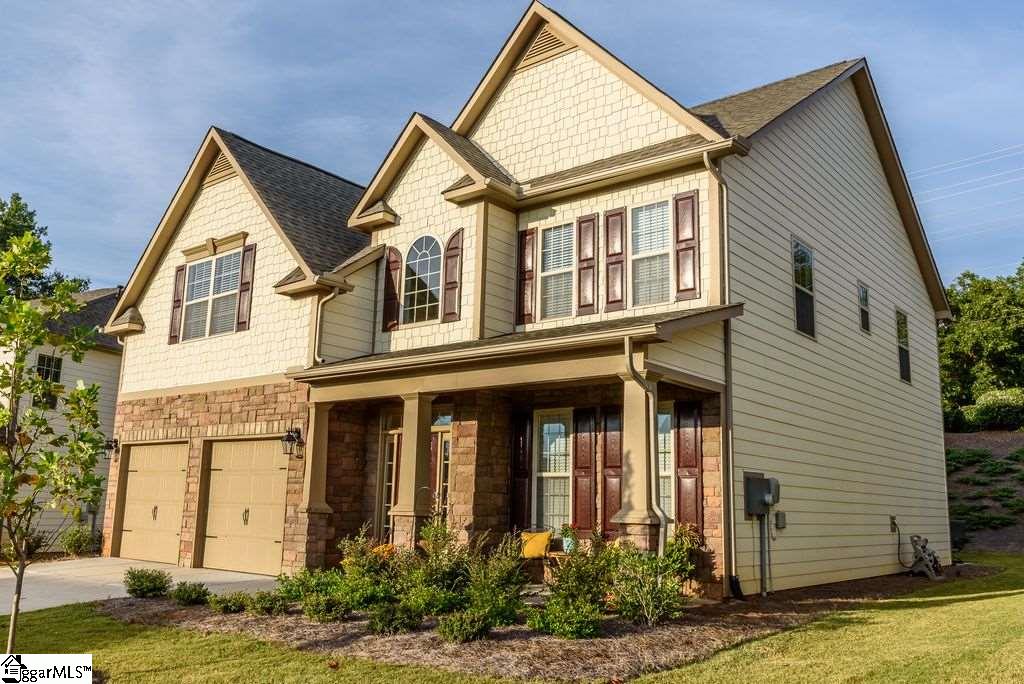 67 Wood Hollow Circle