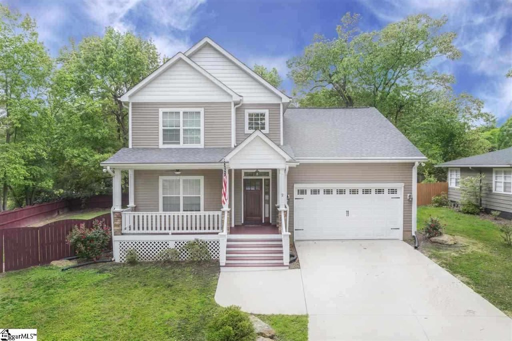 2 Greenwood Avenue