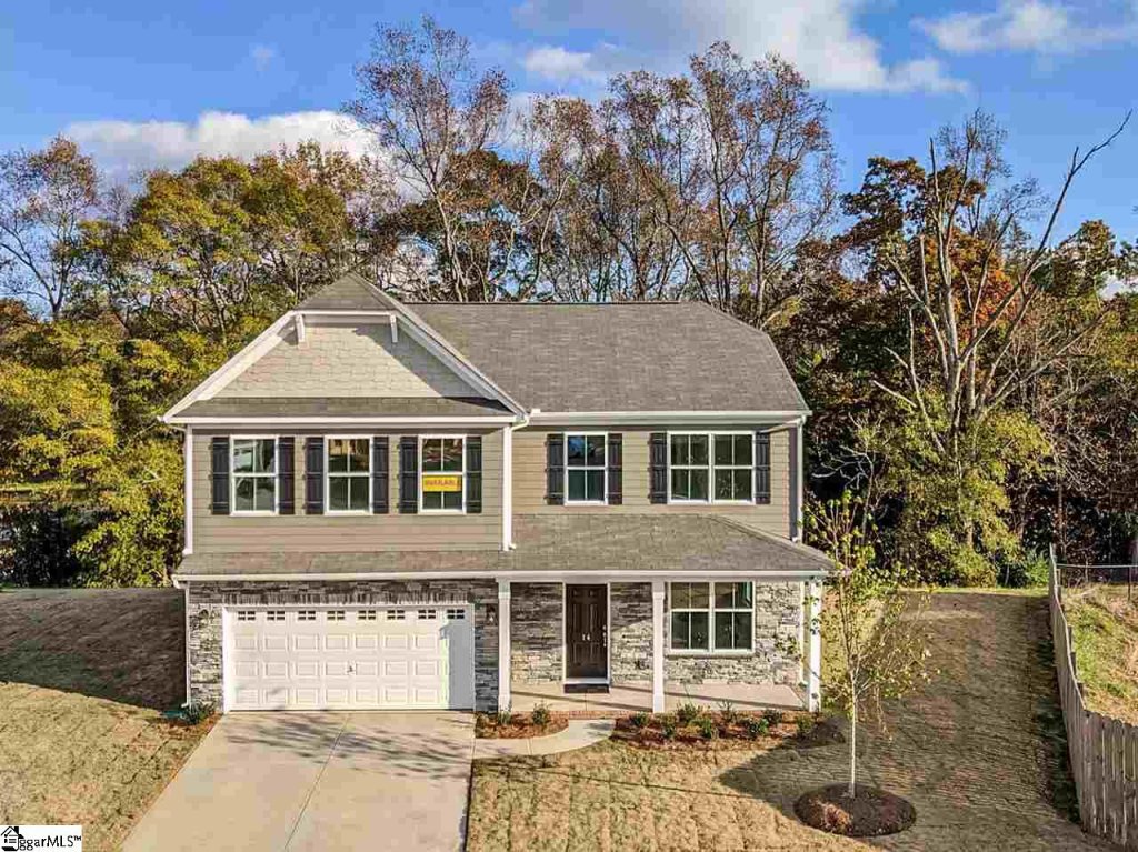 14 Foxbourne Way lot 40