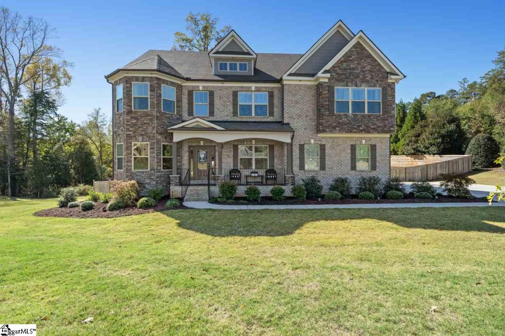 2 Alexander Manor Way