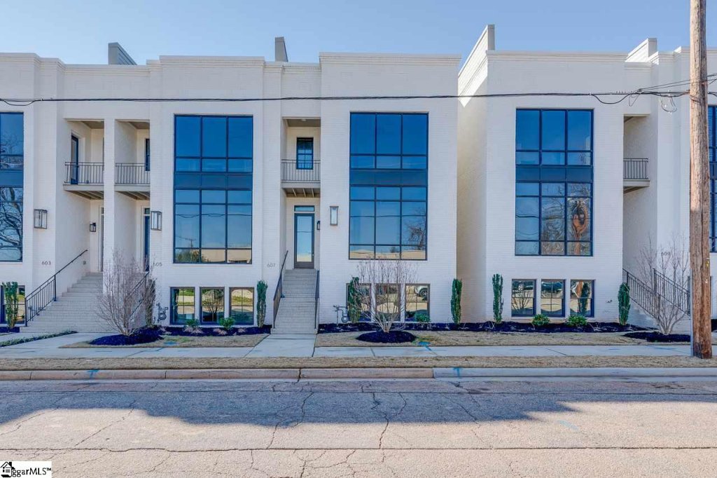 607 Arlington Avenue