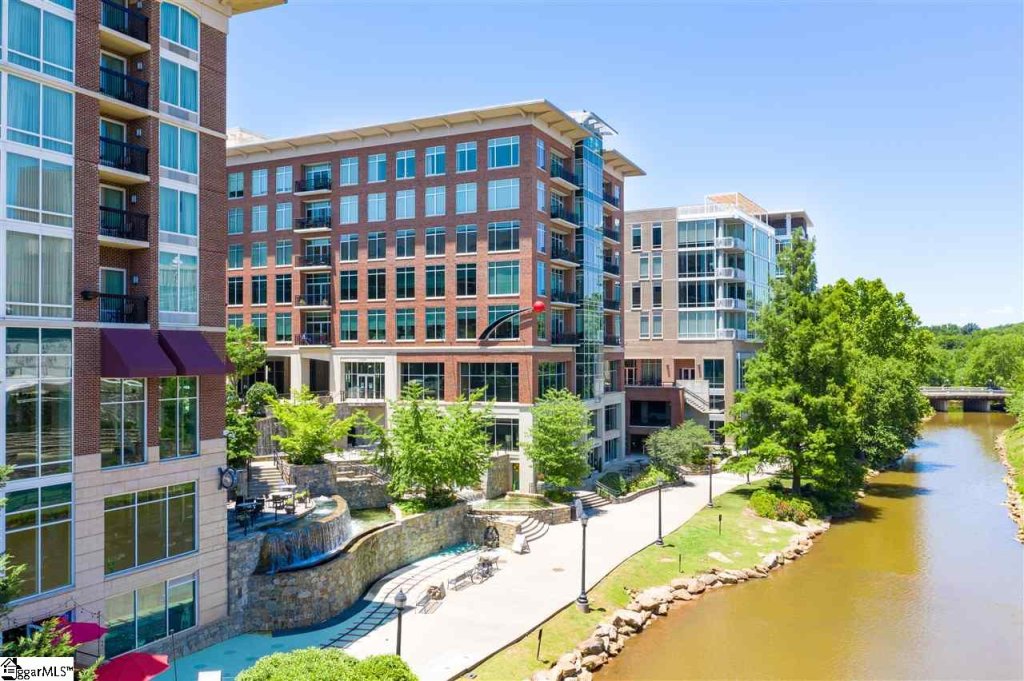 201 Riverplace Way #802