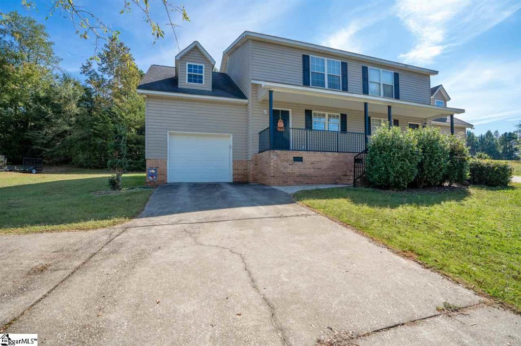 118 River Oaks Circle