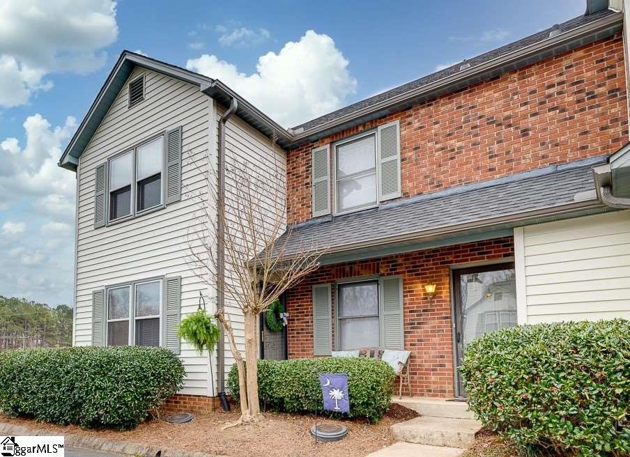 2016 Spring Wood Drive