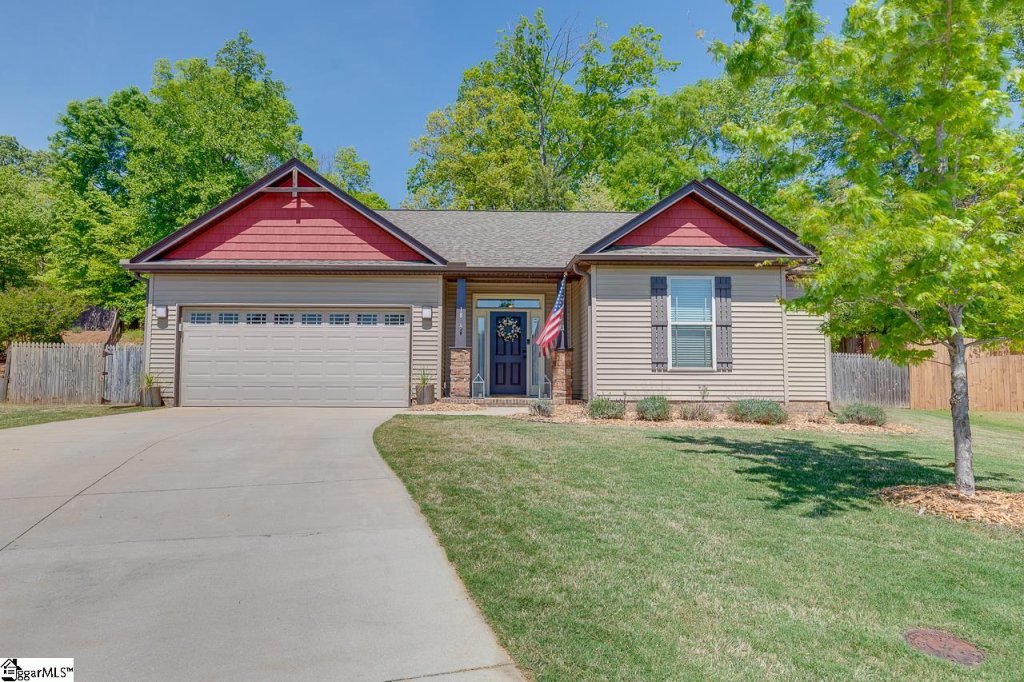 18 Elmcrest Court