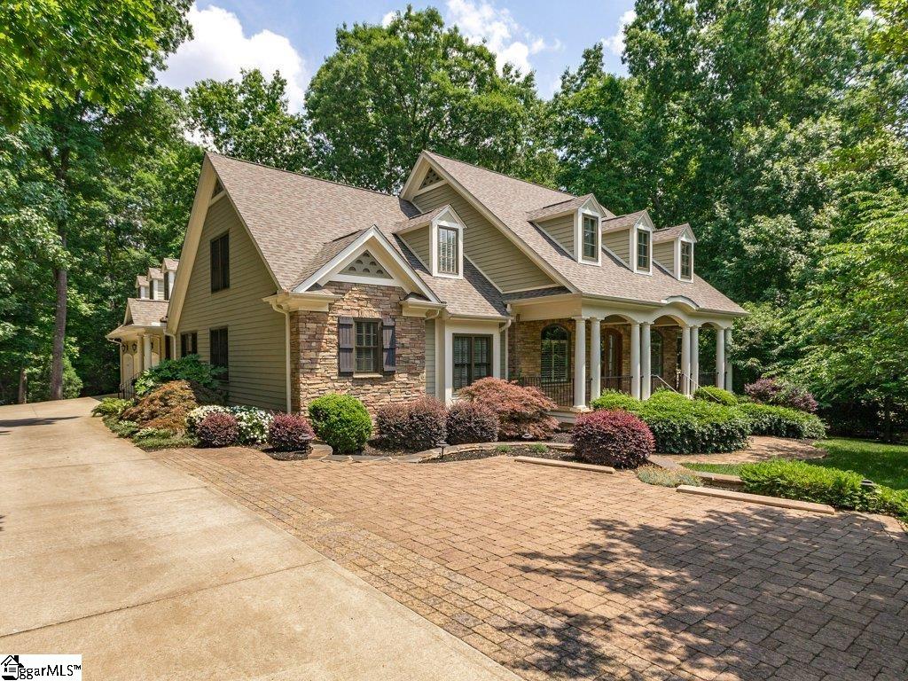 517 Bridlewood Lane