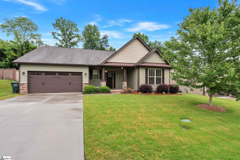 113 Mountain Slope Court