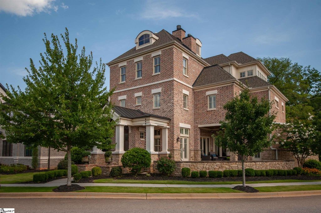 15 Augusta Walk Avenue