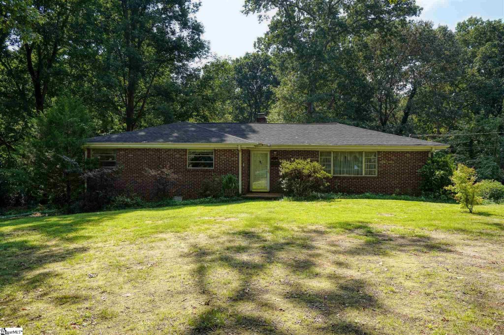 211 Greenbriar Drive