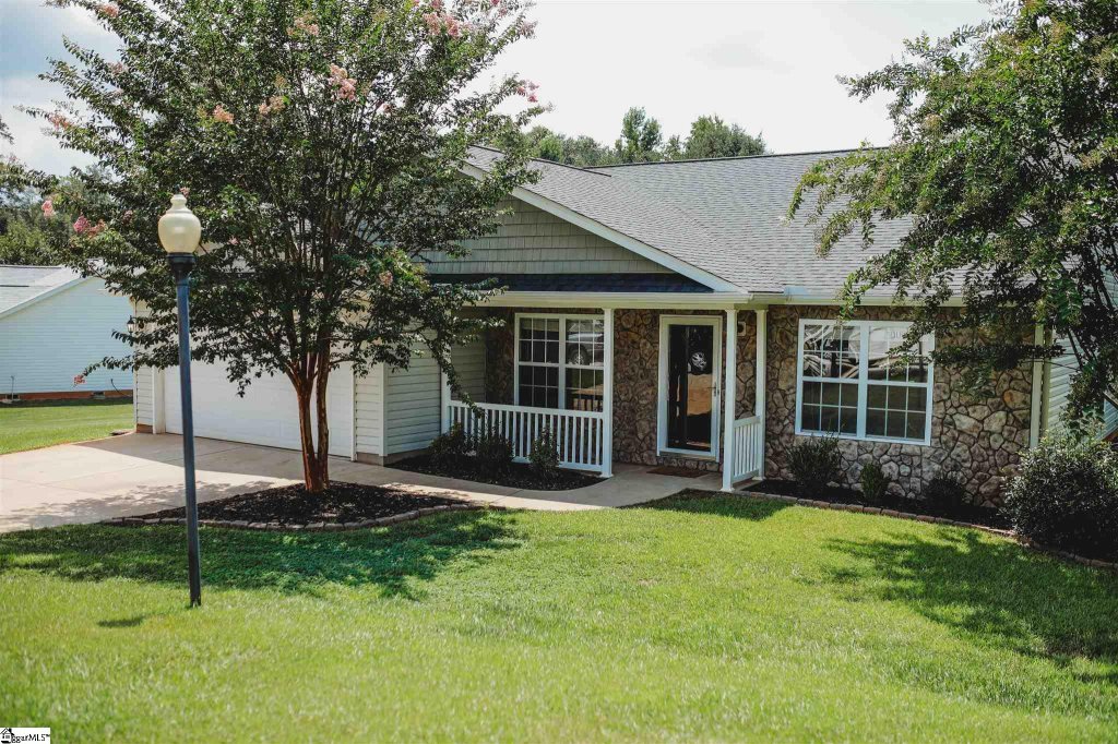 204 Heatherbrook Drive