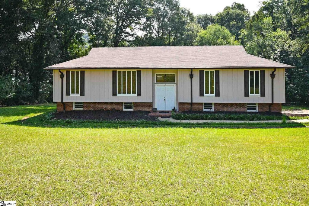 411 Riverside Drive