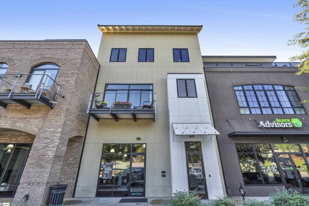 400 E Mcbee Avenue #4205