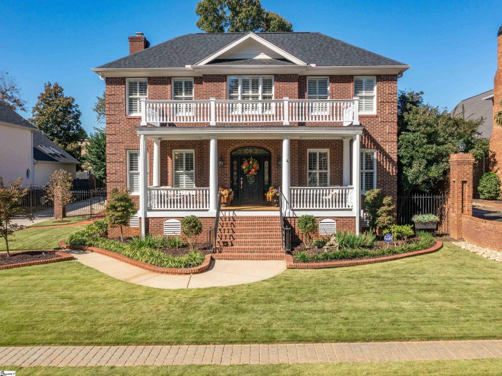 708 Lady Hillingdon Court