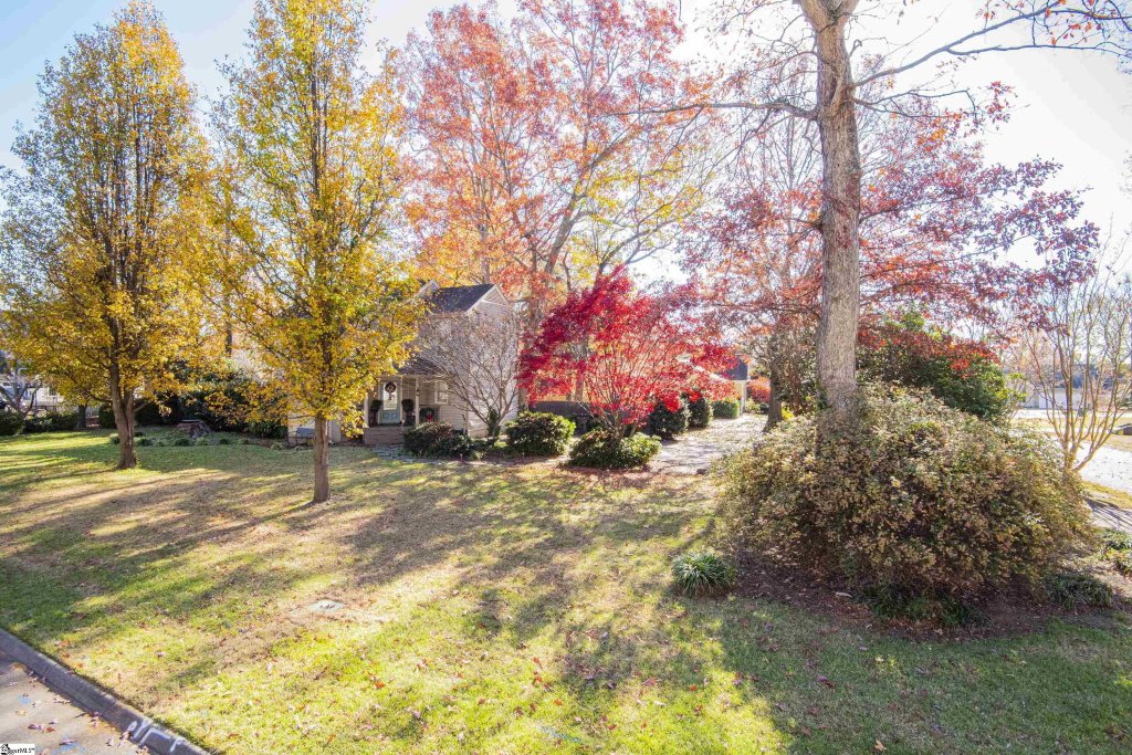 101 Henning Court