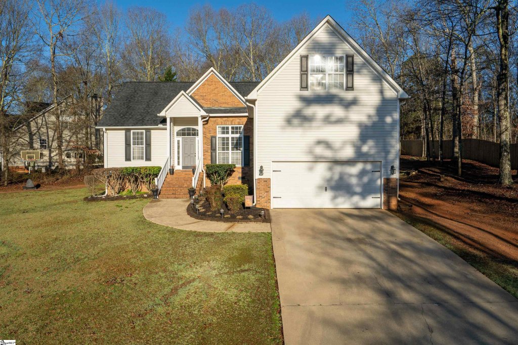117 Pleasant Woods Road